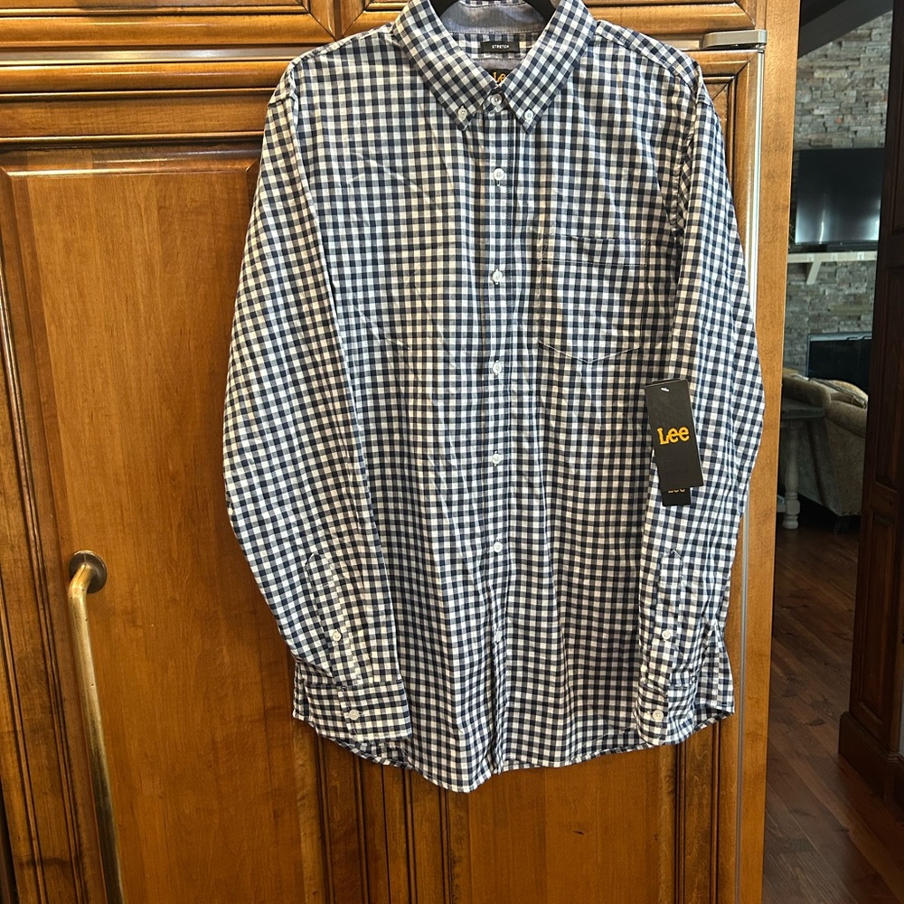 Lee Men's Navy and White Checkered Casual Shirt